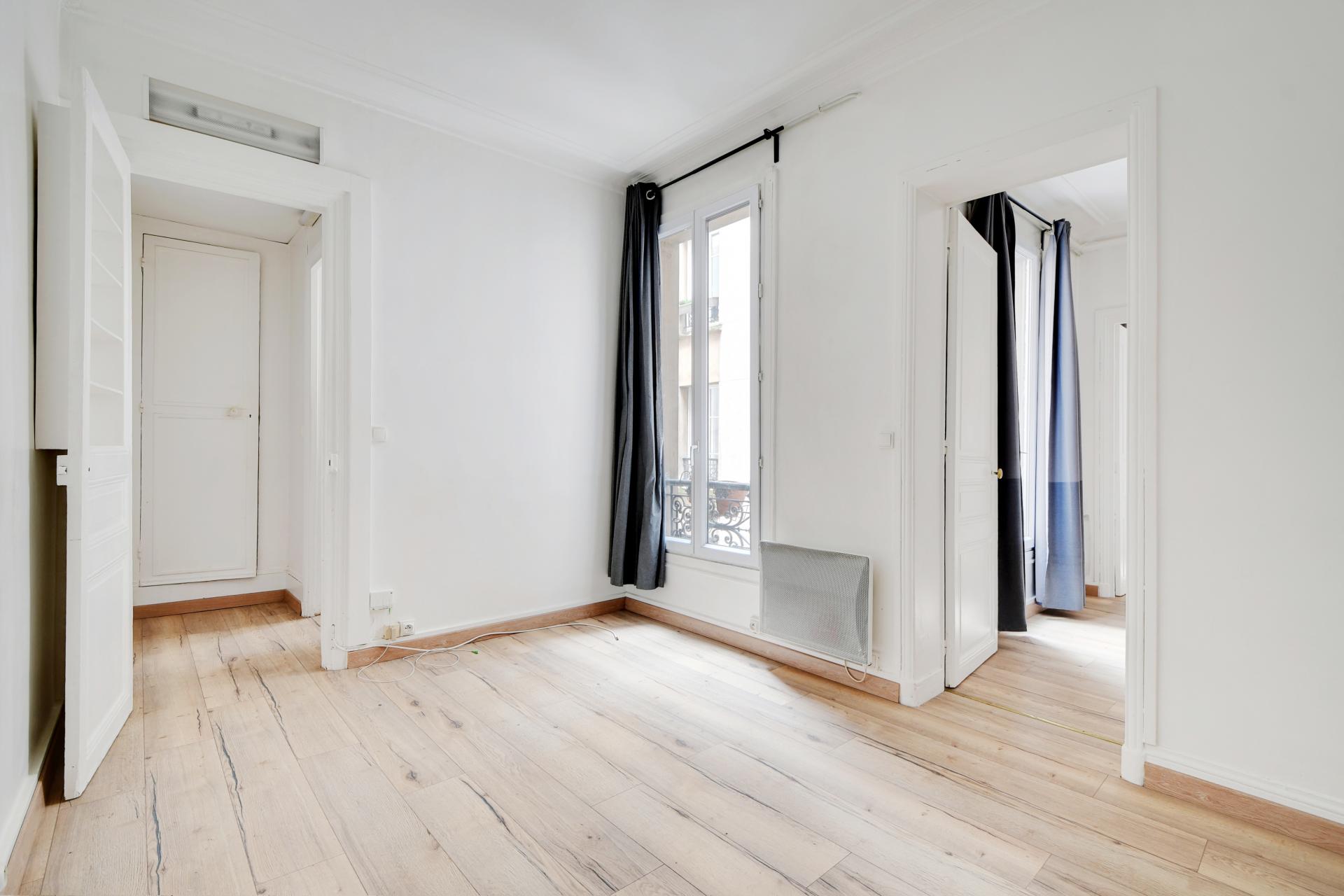 PARIS 11EME - RUE OBERKAMPF / RUE SAINT MAUR - APPARTEMENT DEUX PIECES - 40M2 